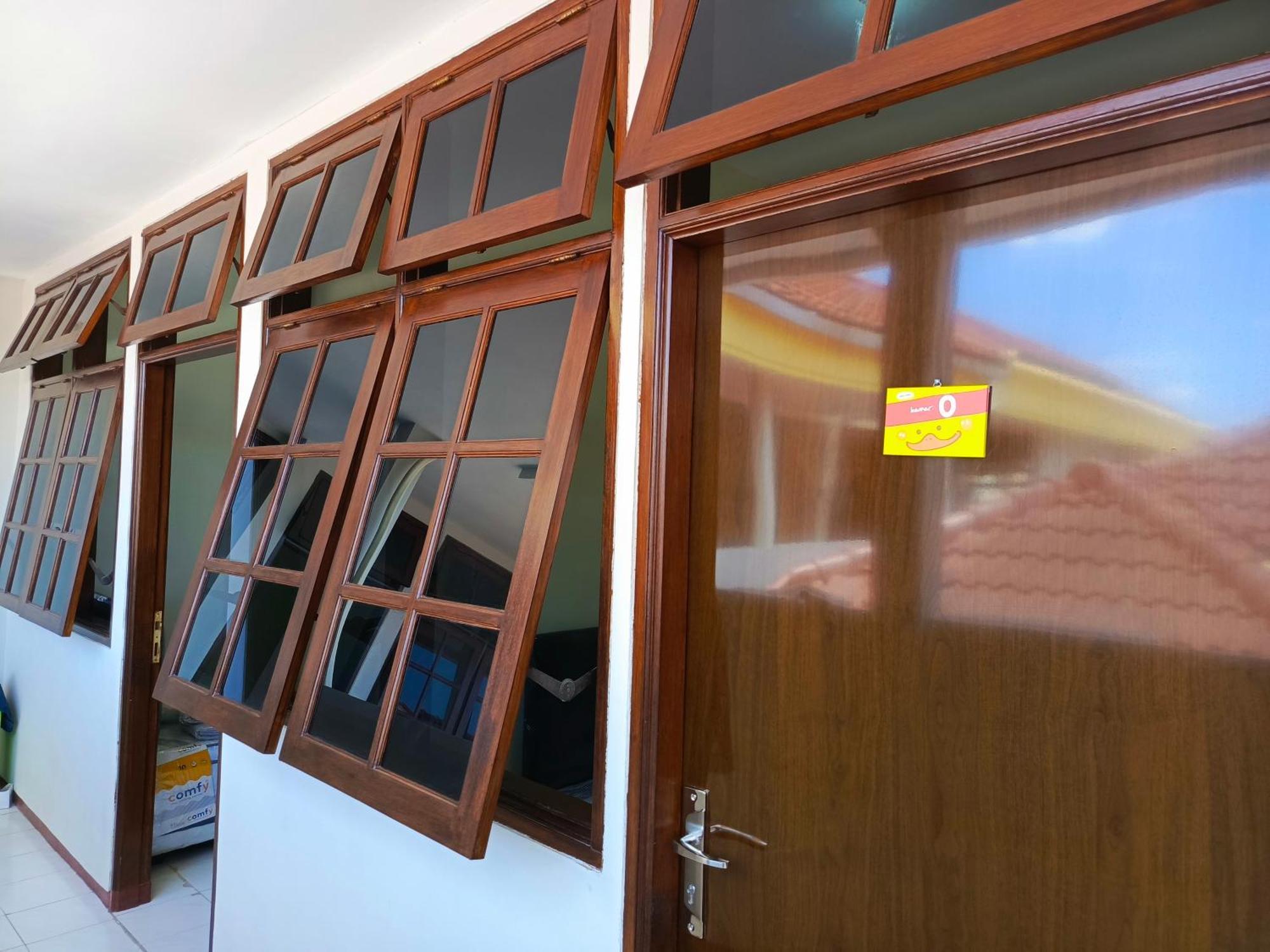 Bebek Kuning Residence Blimbing  Exterior photo